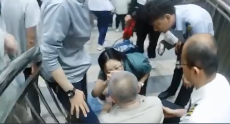 创利配资 锐评丨“宇宙最安全路口”，只因每次都有人出手