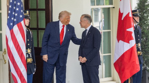 策略聚宝 加拿大让步！取消数字服务税后，美加贸易谈判就能恢复？