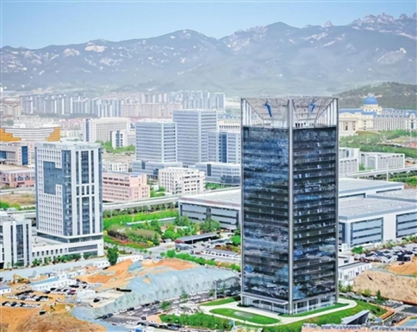 台面优配 金晶科技TCO导电玻璃助力全球首座超阶零碳大楼在青岛投用